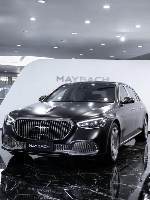 重庆111岚图汽车的售后服务让用户无忧出行，迈巴赫未来的豪华车趋势